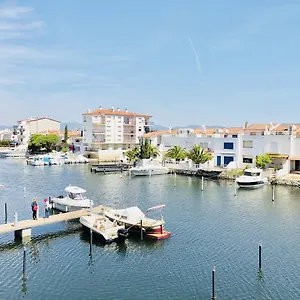  Apartamento Port Emporda 28 - Apartamento En La Marina De - Vistas Al Canal - Barbacoa - Cerca Centro Y Playa España